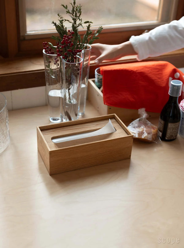 PAPER TOWEL CASE